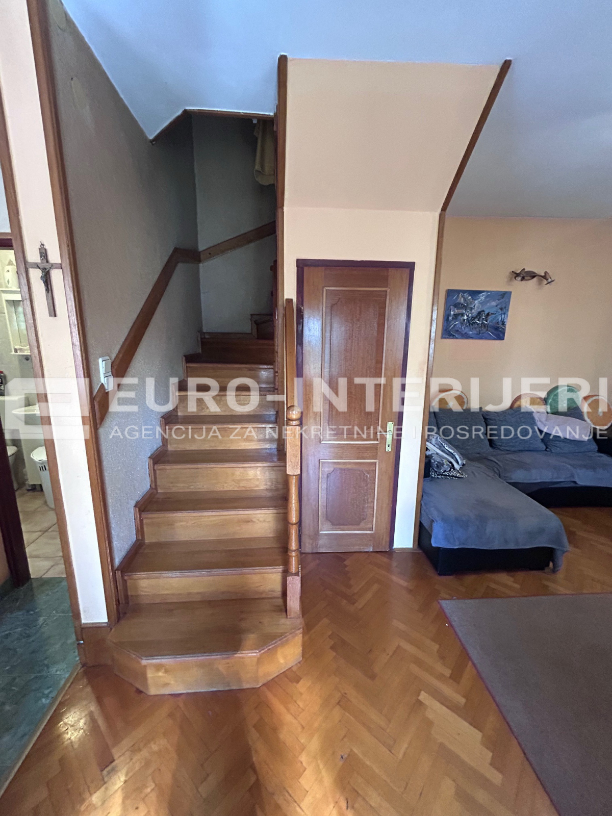 Prodaje se obiteljska kuća, Trnje - Sigećica 74,42 m2