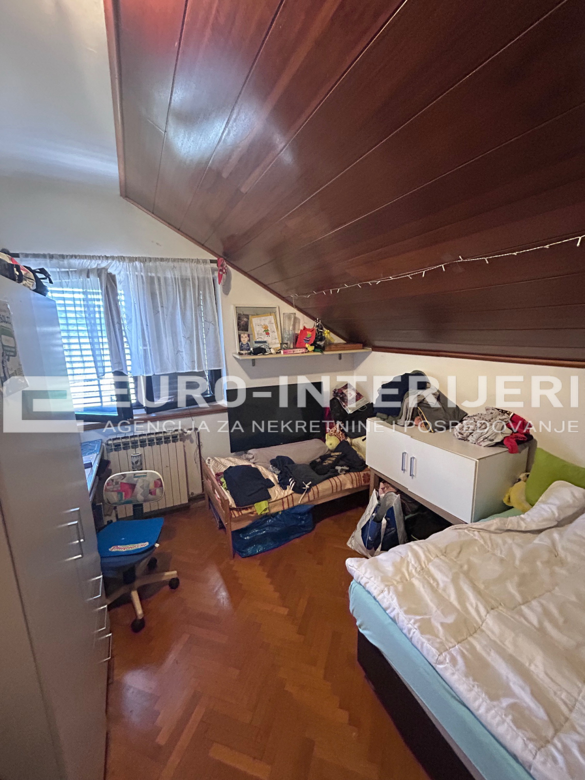 Prodaje se obiteljska kuća, Trnje - Sigećica 74,42 m2