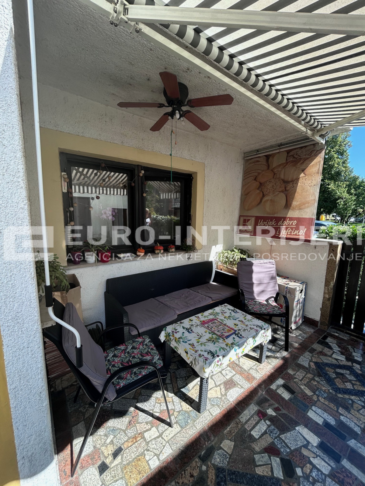 Prodaje se obiteljska kuća, Trnje - Sigećica 74,42 m2