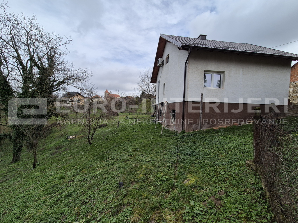 Obiteljska kuća - Samobor- Vrhovčak površine 200 m2 - BEZ PROVIZIJE