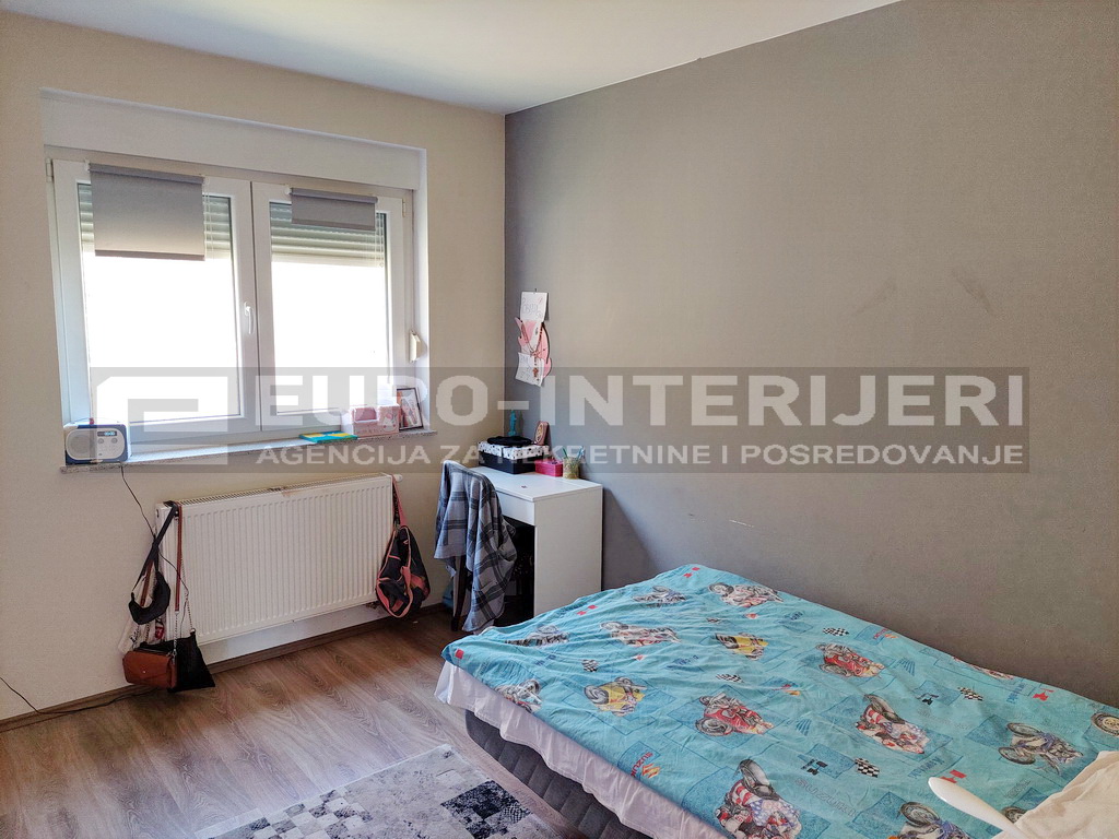 Kuća: Samobor - Vrhovčak, površine 353.41 m2 - BEZ PROVIZIJE!