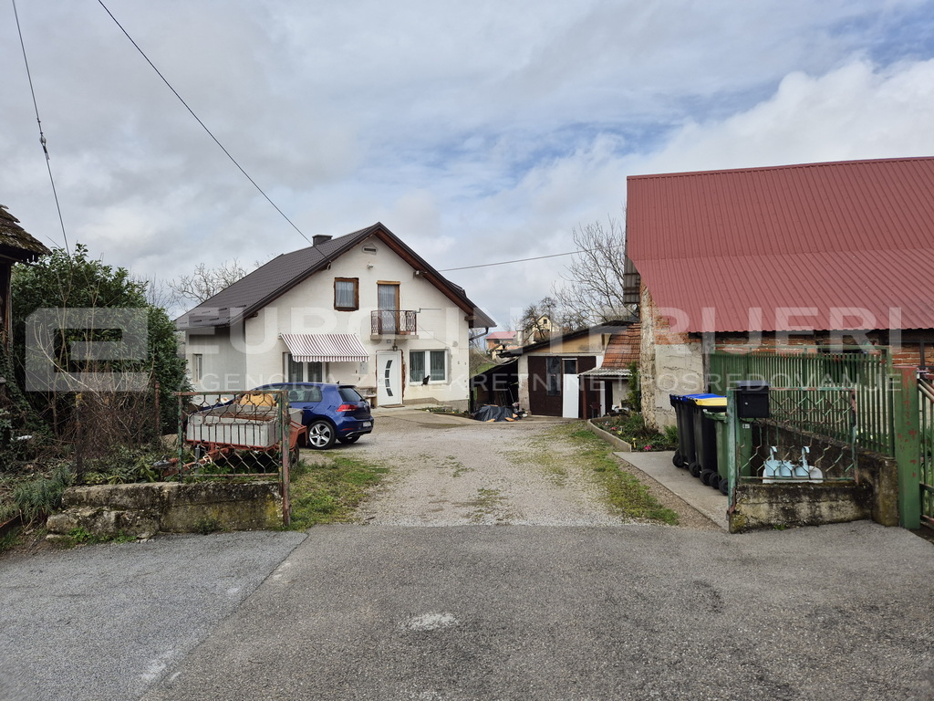 Obiteljska kuća - Samobor- Vrhovčak površine 200 m2 - BEZ PROVIZIJE