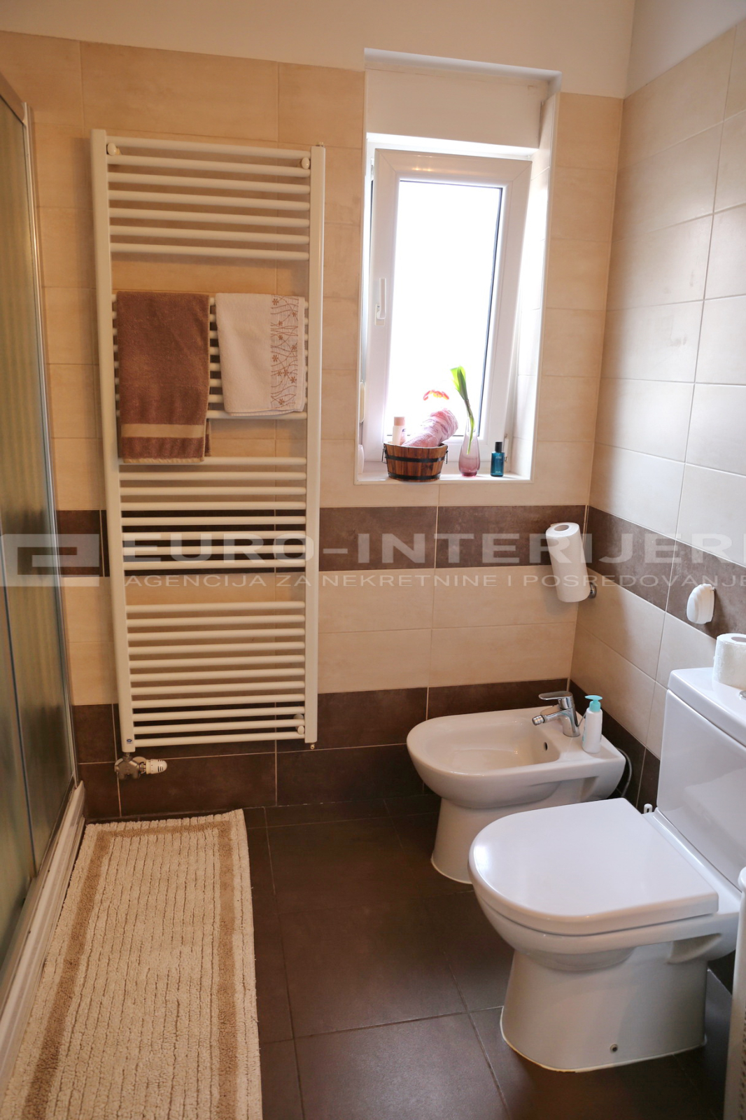 Prodaja kuće - Zagreb - Kvatrić, površine 380 m2 - BEZ PROVIZIJE!