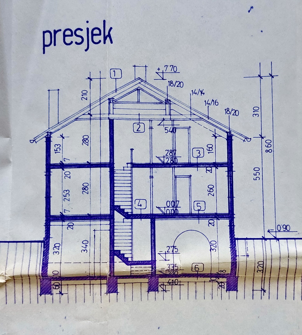 Zagreb, kuća u Vrapču, dva trosobna stana, ukupno 327 m2