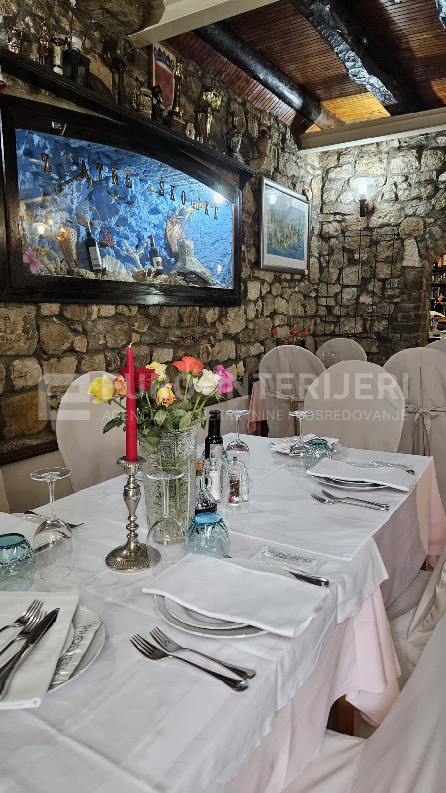 Poslovni prostor: riblji restoran u Skradinu, dvije sale + terasa