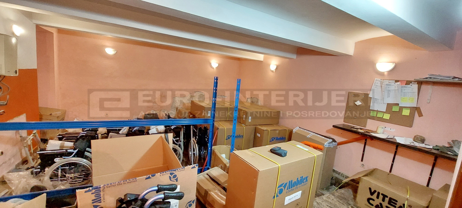 Centar - Ulica kralja Držislava - skladište, površine 32 m2