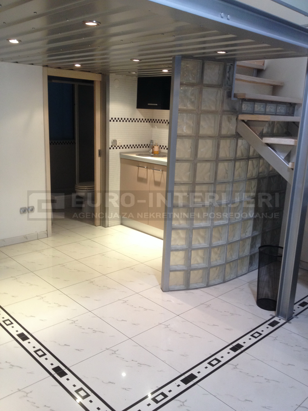 Poslovni prostor: Split, uredski, 45 m2 - BEZ PROVIZIJE!
