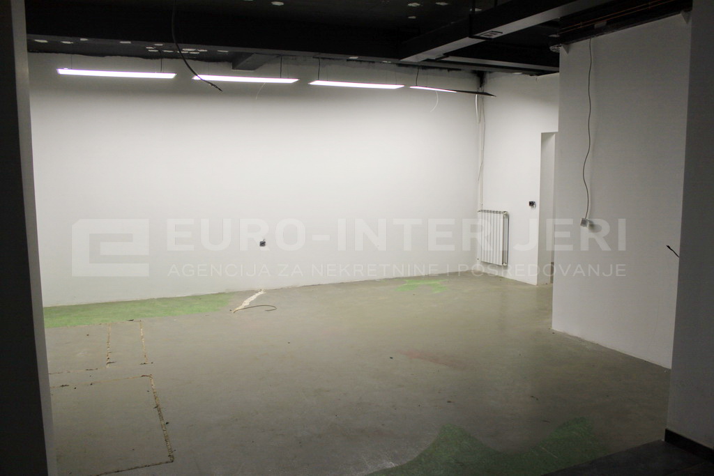 Zagreb, Maksimir, višenamjenski dvoetažan poslovni prostor 251 m2