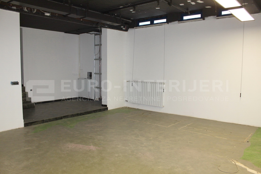 Zagreb, Maksimir, višenamjenski dvoetažan poslovni prostor 251 m2