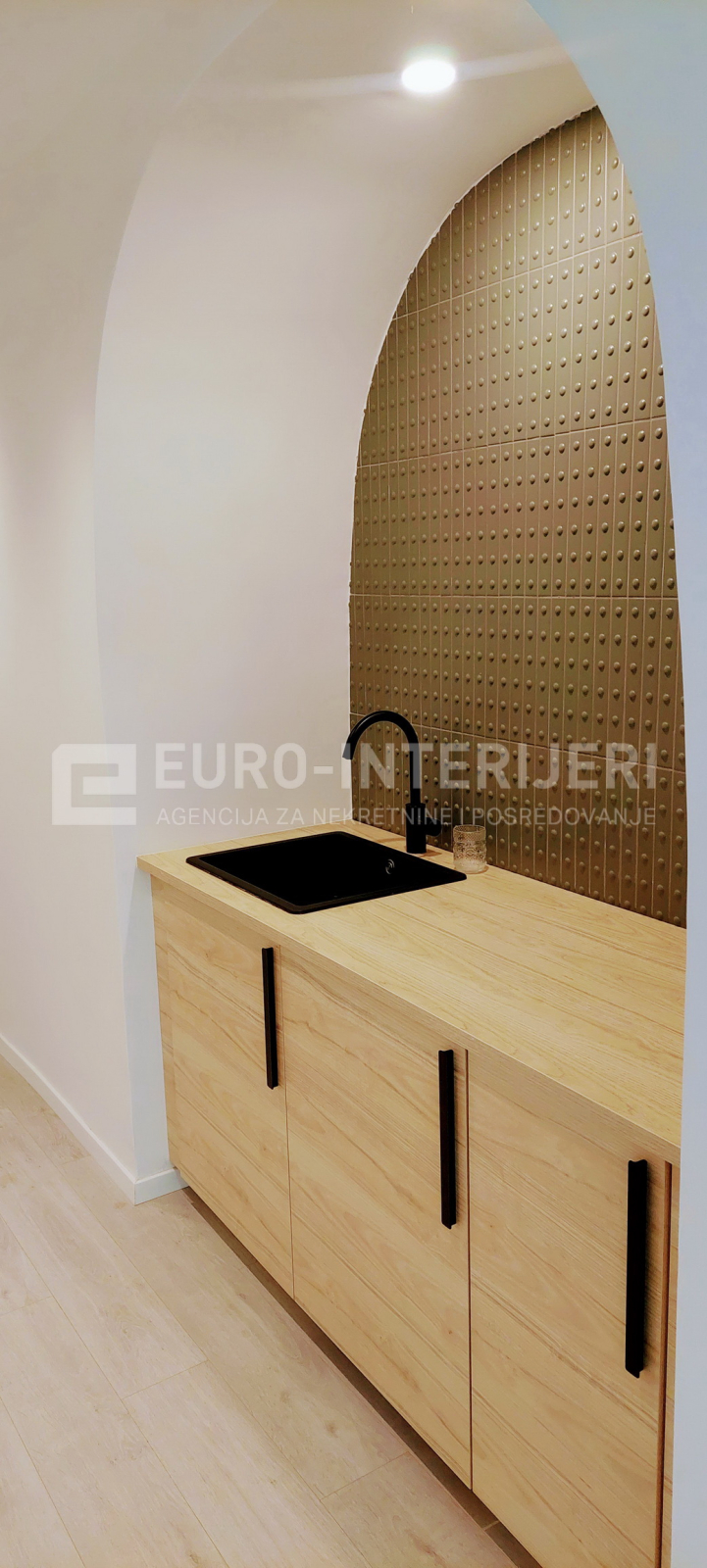 Poslovni prostor: Zagreb - Špansko, 106 m2 za mirnu djelatnost