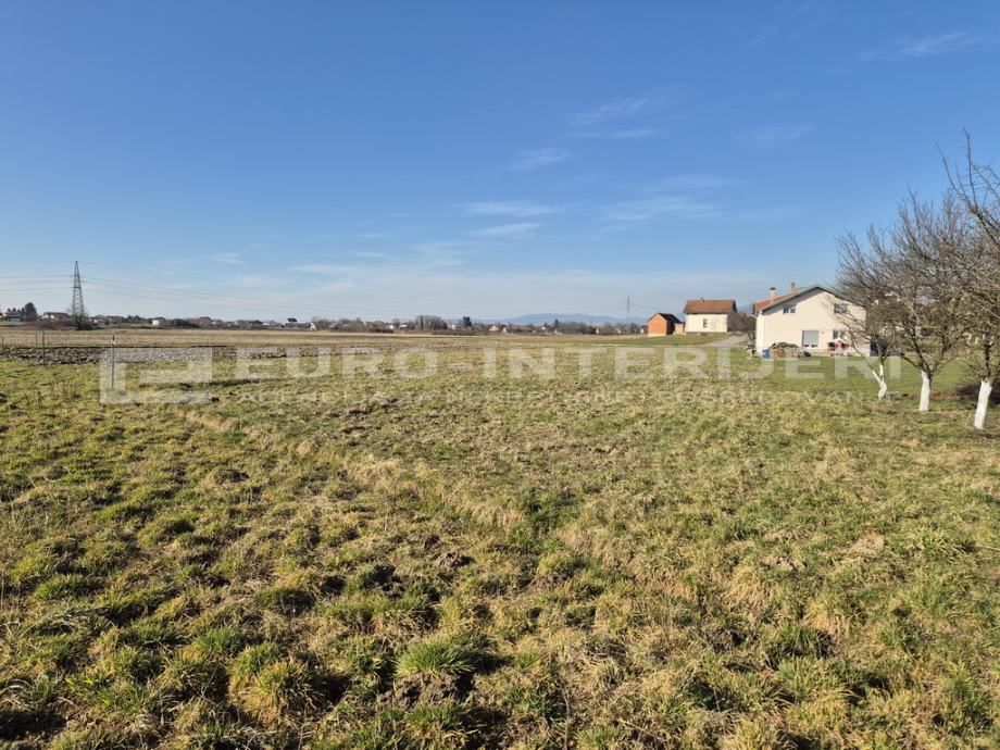 Građevinsko zemljište, Zagreb - Odranski Obrež, pov. 1.956 m2