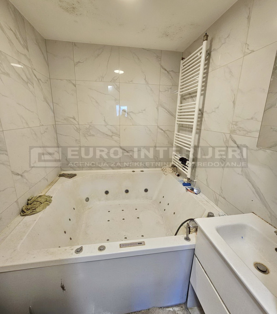 Prodaja stana 97 m², Prisavlje, 20. kat. BEZ PROVIZIJE!