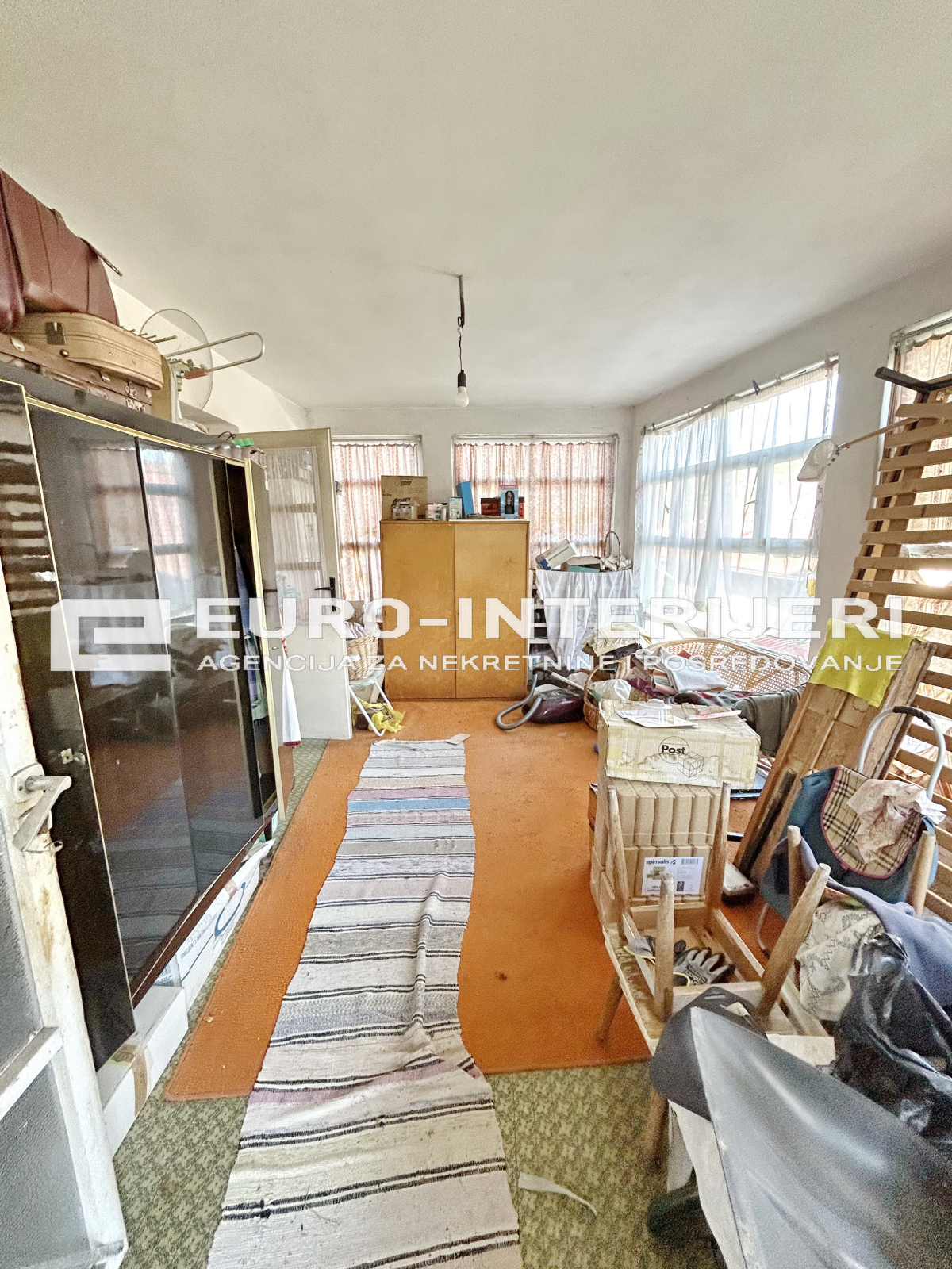 Prodaje se kuća sa zemljištem - Gornje Vrapče - 380 m2, bez provizije