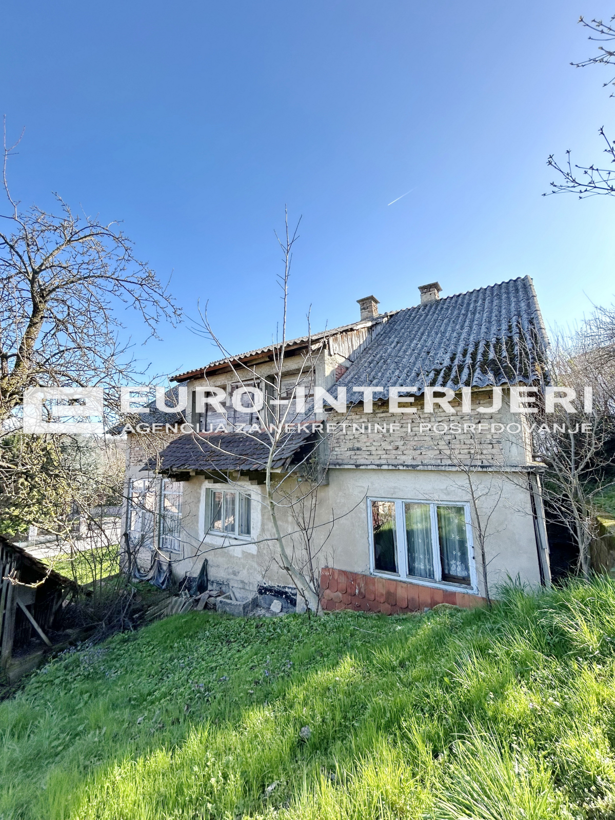 Prodaje se kuća sa zemljištem - Gornje Vrapče - 380 m2, bez provizije