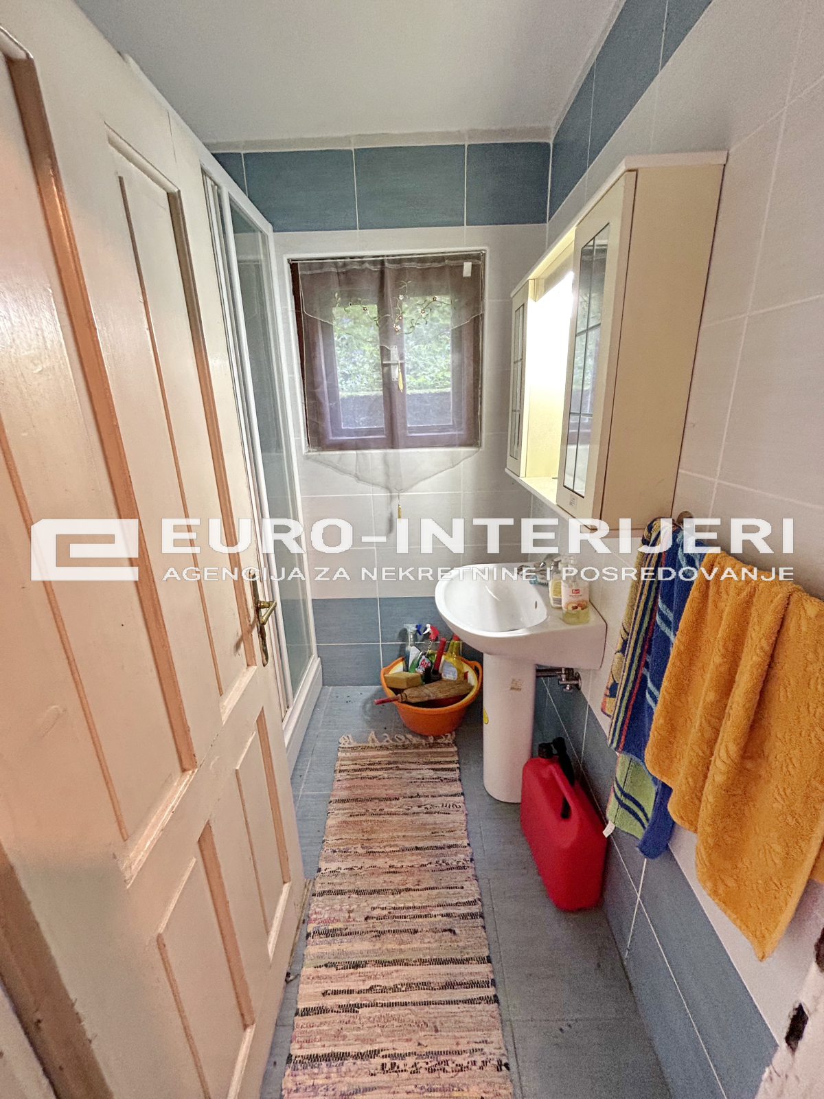 Prodaje se kuća sa zemljištem - Gornje Vrapče - 380 m2, bez provizije