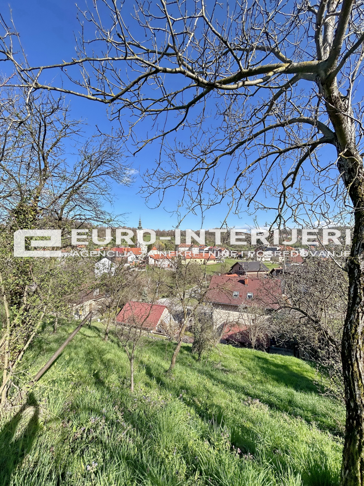 Prodaje se kuća sa zemljištem - Gornje Vrapče - 380 m2, bez provizije