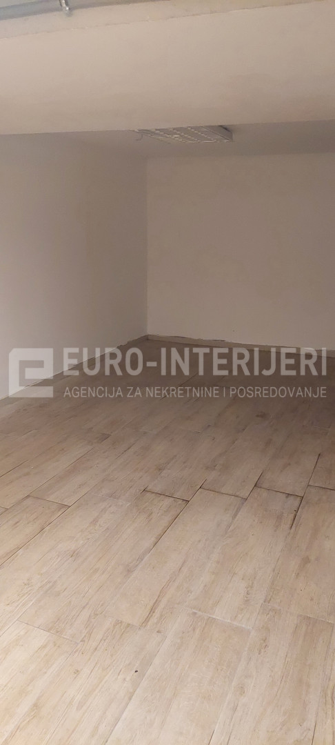Stan Stenjevec, atraktivan dizajnerski Penthouse pov. 135 m2 + terasa