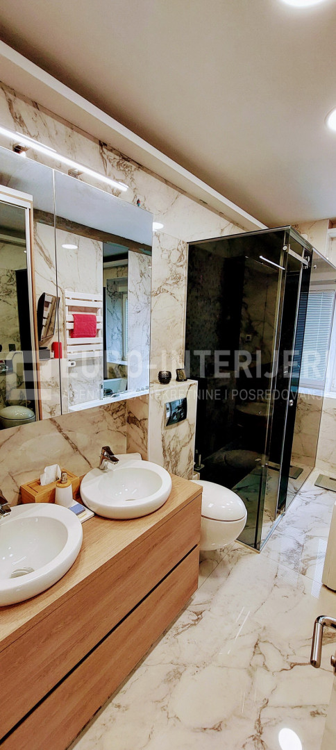 Stan Stenjevec, atraktivan dizajnerski Penthouse pov. 135 m2 + terasa