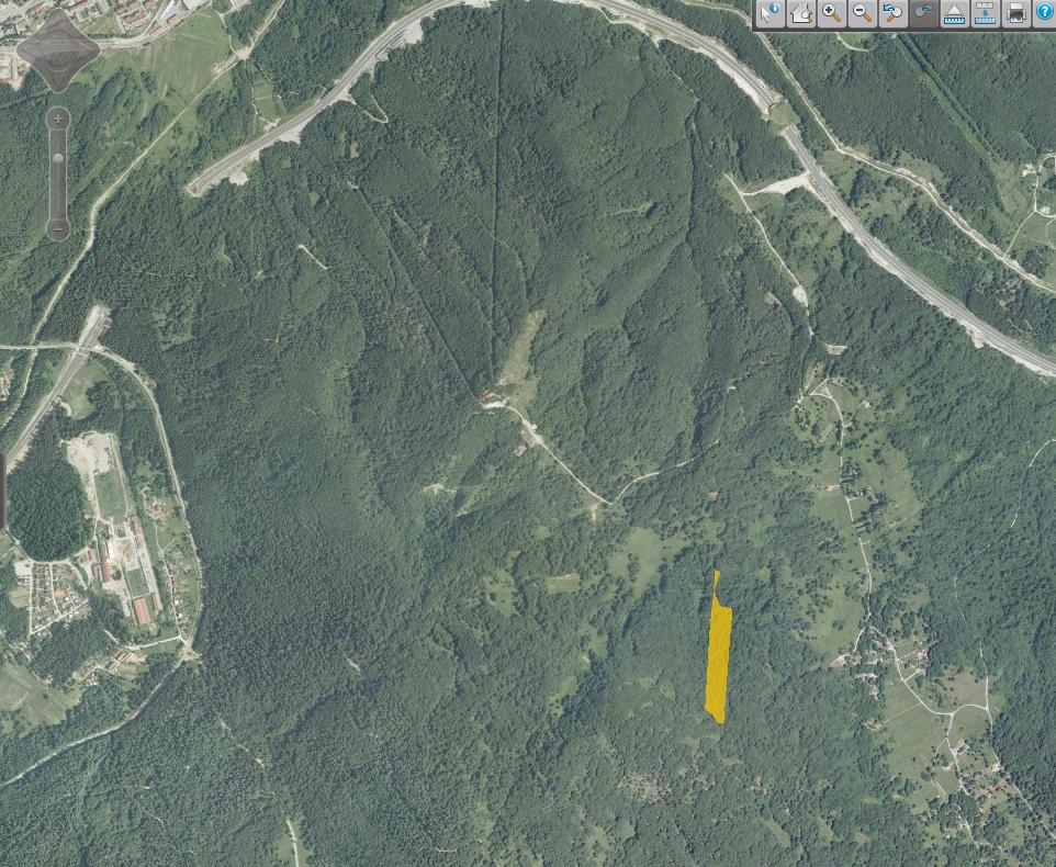 Poljoprivredno zemljište, Lučice pov. 31.672 m2 šume i livade