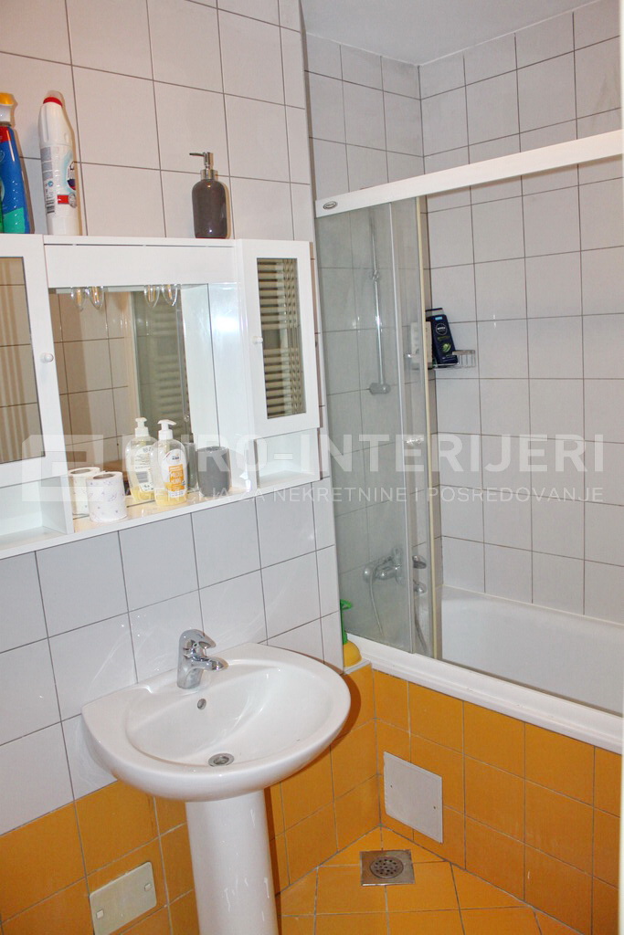 Stan za najam Zagreb - Trešnjevka - Knežija trosoban namješten