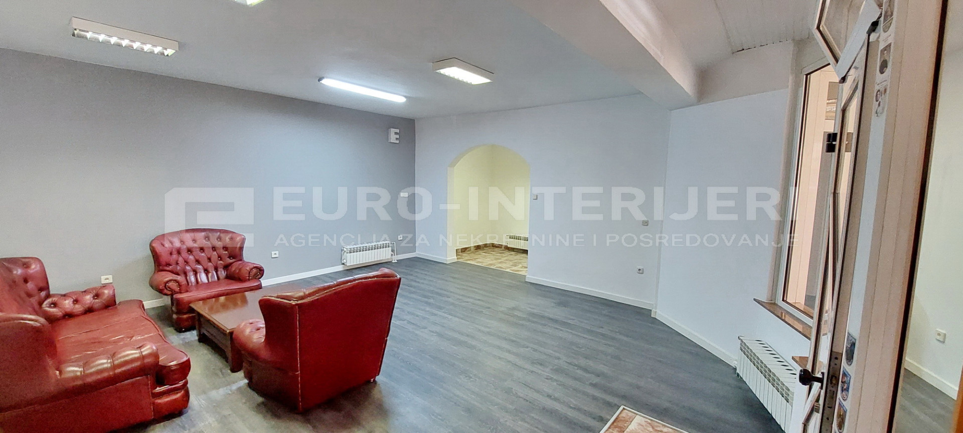 Poslovni prostor: Zagreb (Rudeš), uredski, 43 m2, BEZ PROVIZIJE!