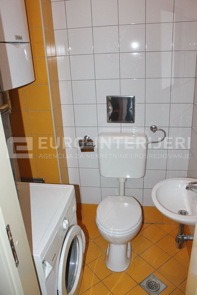 Stan: Zagreb - Knežija, Horvaćanska, trosoban 76.00 m2 bez provizije!