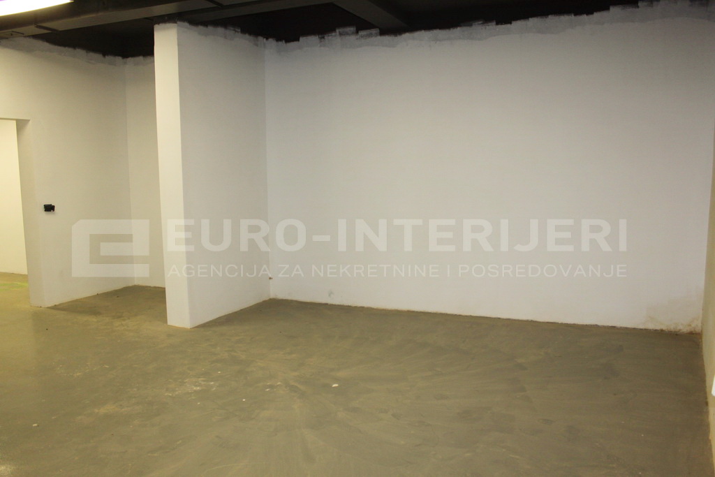 POSLOVNI PROSTORI - Zagreb - Maksimir - Petrova ulica - višenamjenski