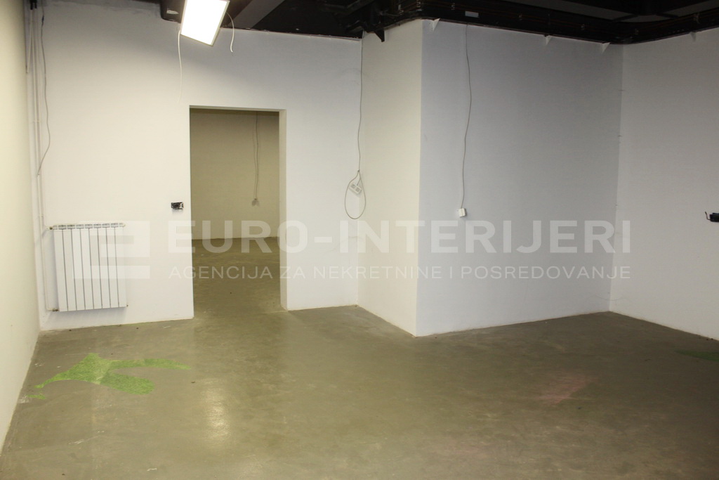 POSLOVNI PROSTORI - Zagreb - Maksimir - Petrova ulica - višenamjenski