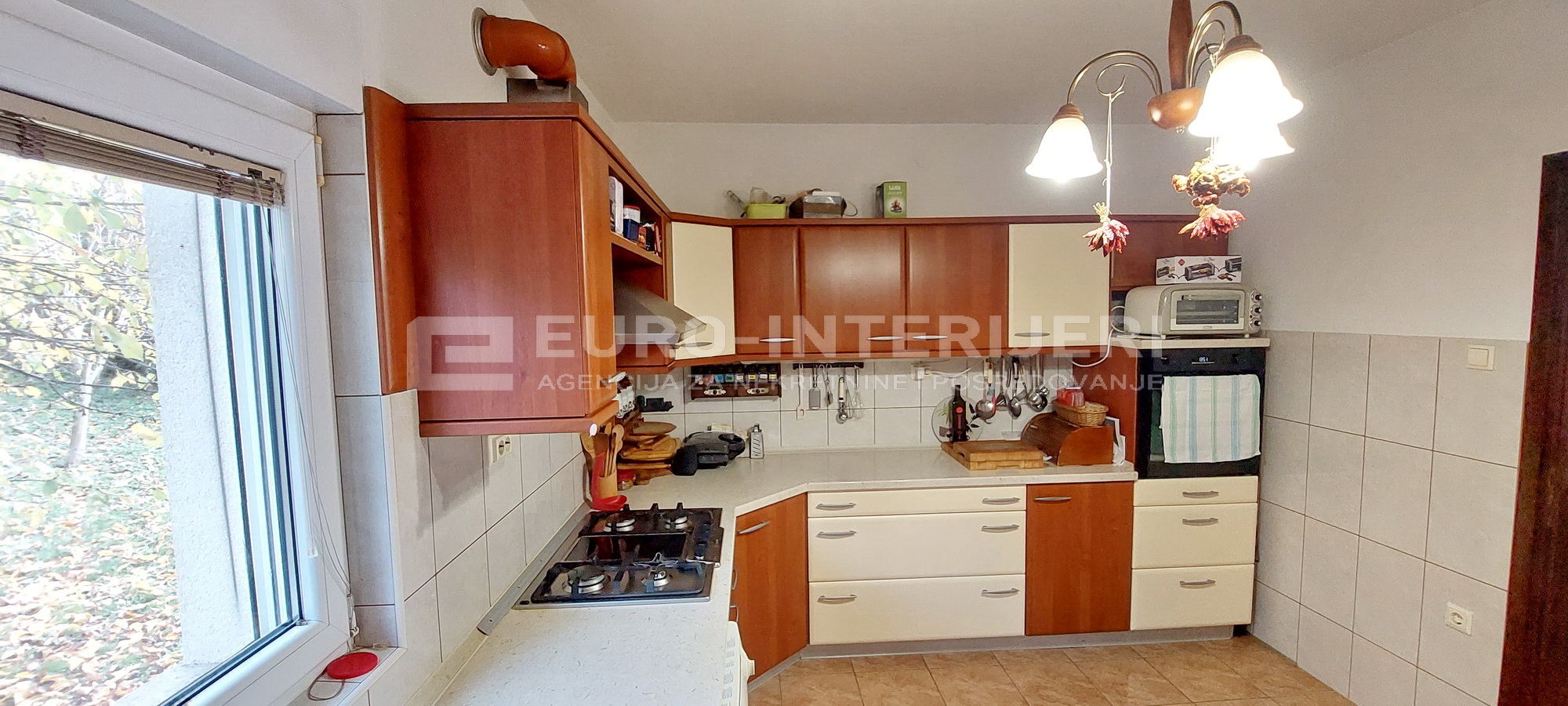 Prodaja kuća - Zagreb - Bizek 381 m2