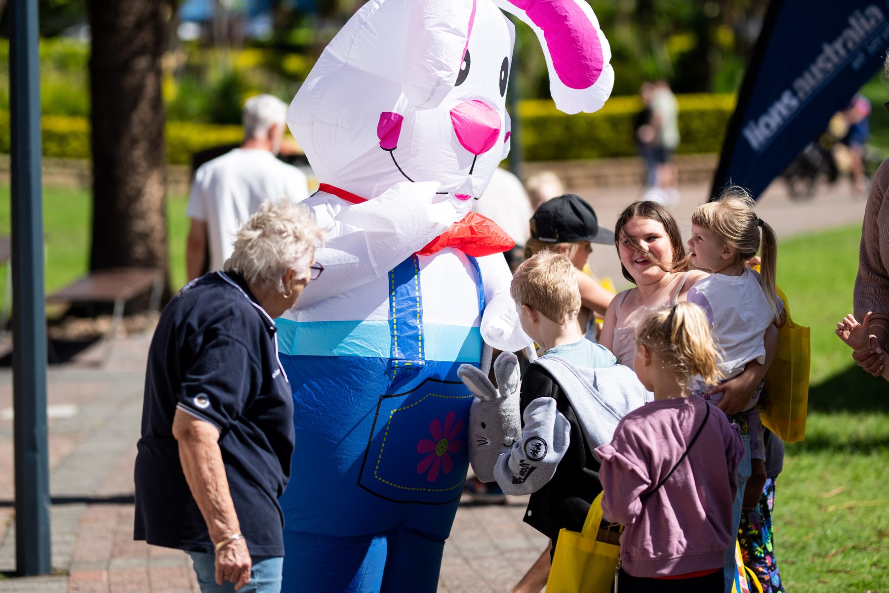 Crowds at a Lions community day at The Entrance, Australia