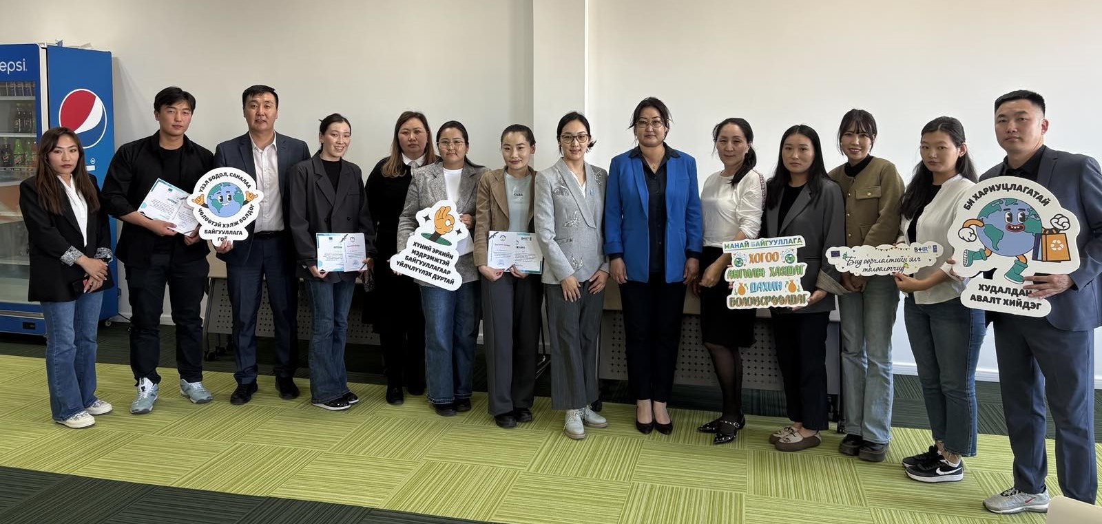 10 компанид хүний эрхийн эрсдэлийн түргэвчилсэн шинжилгээ хийв