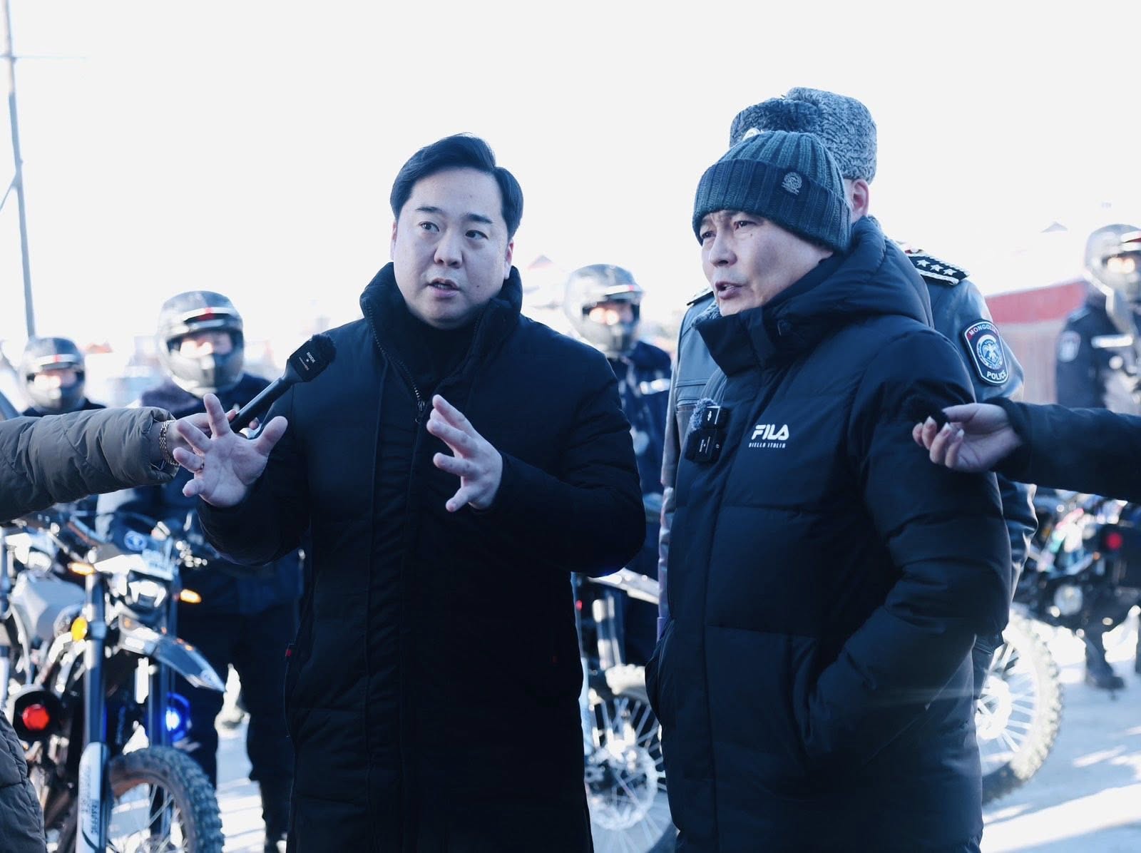 НЗХХГ-т 360 камертай автомашин, суррон хүлээлгэж өглөө