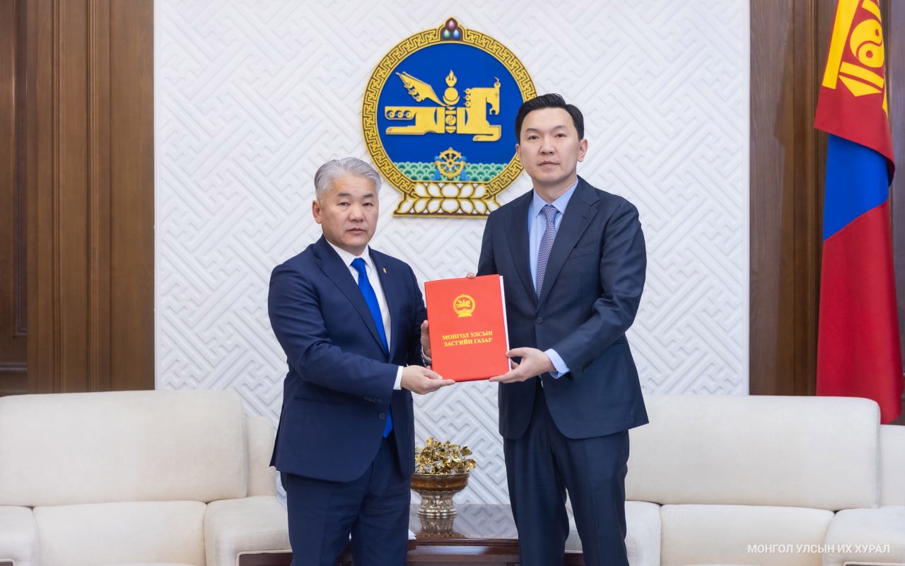 Улсын хөгжлийн жилийн төлөвлөгөөний гүйцэтгэлийг өргөн мэдүүлэв