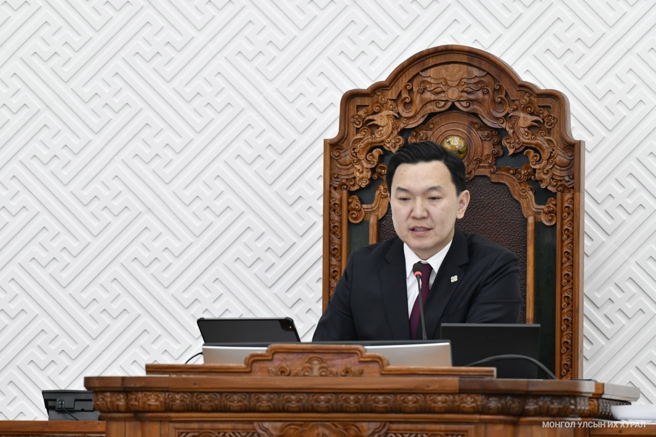 Н.Учралын урвуу “ажиллагаа”