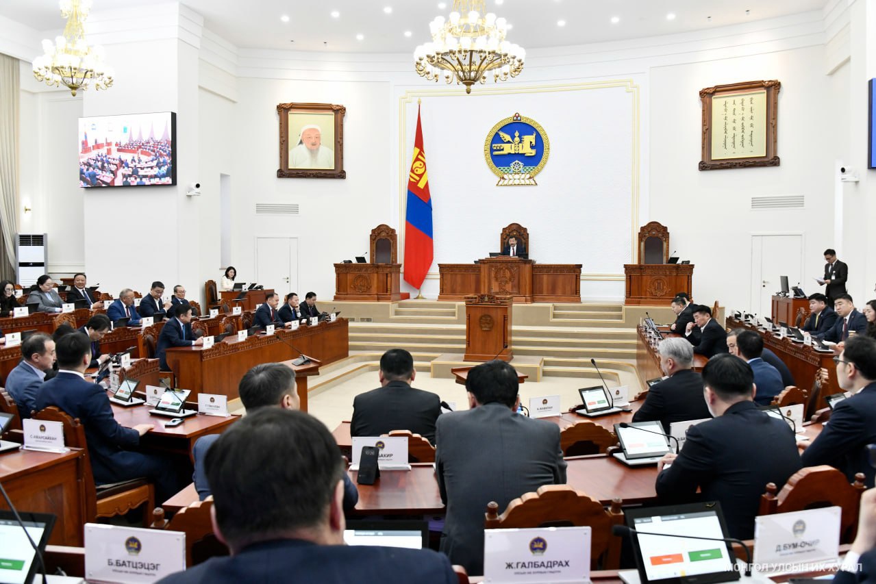 Н.Учралыг УИХ-ын даргаас чөлөөллөө