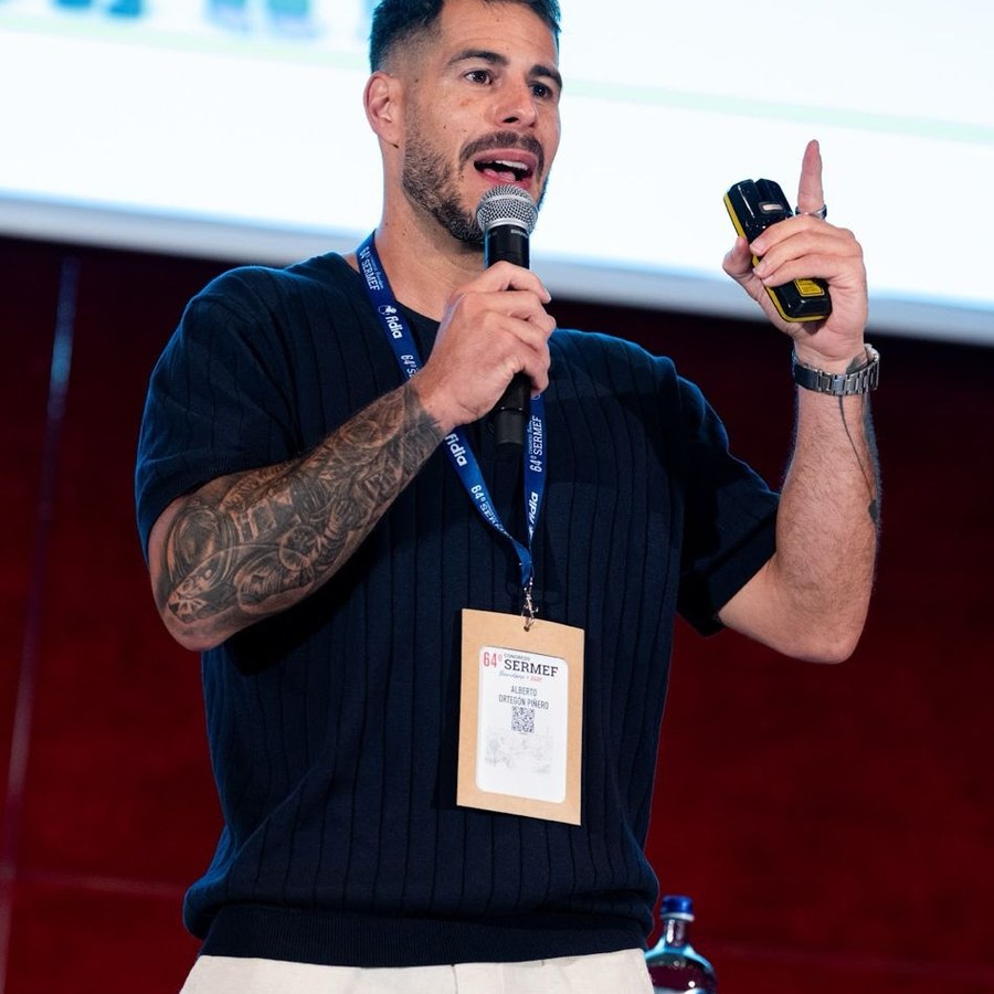 Alberto Obregón con Harbiz