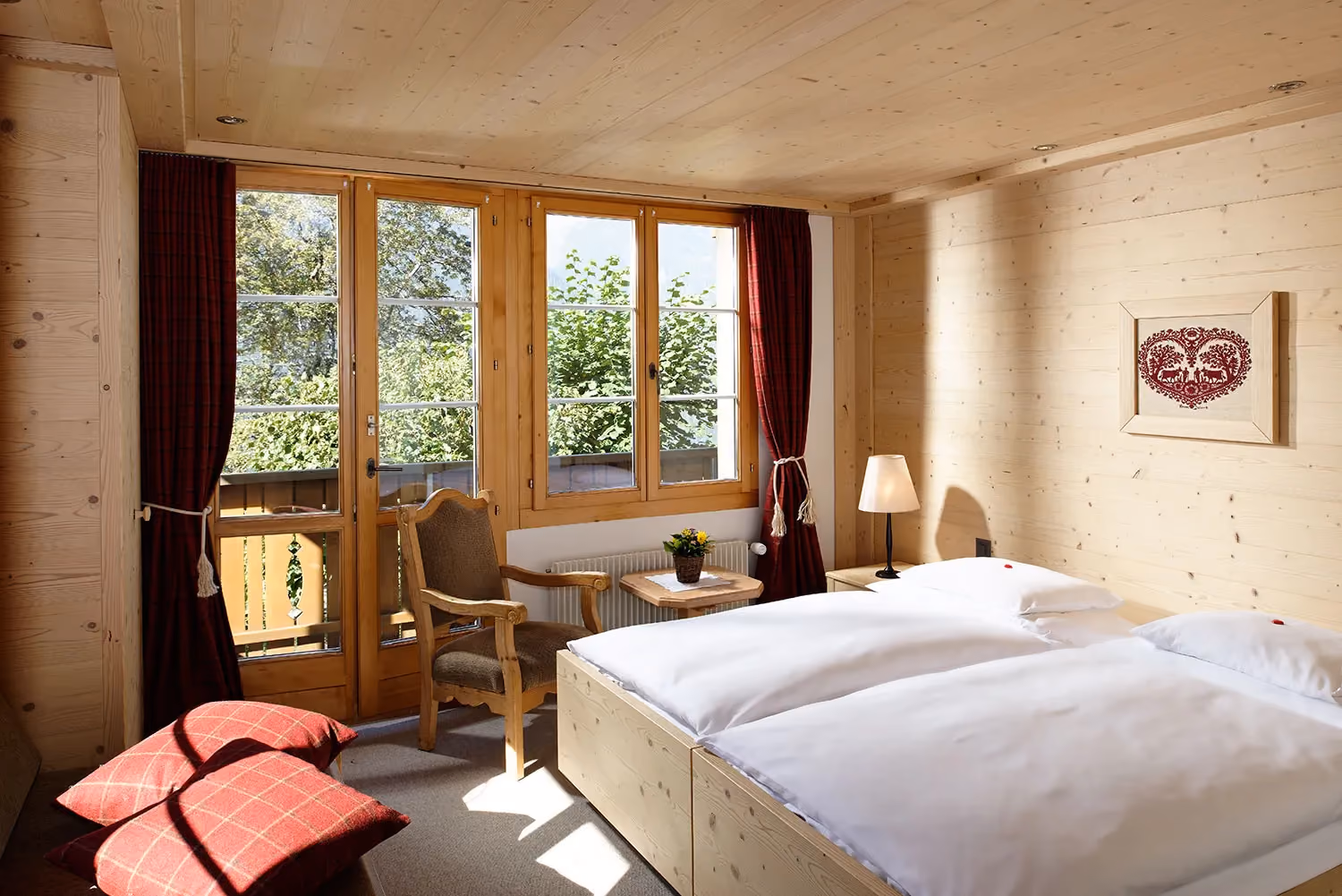 Doppelzimmer Bergblick Balkon Hotel Alpenrose Wengen, Jungfrau Region, Schweiz