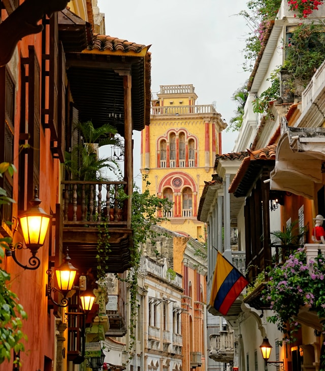How to Set Up a Nearshore CoE in Colombia 