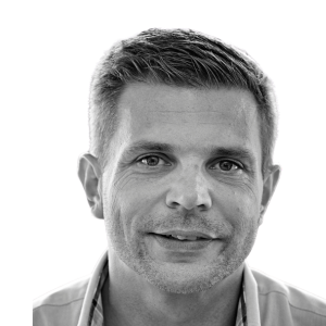 Billede af Ole Holse, der deltager i podcasten Drømmevillaen