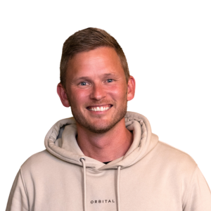 Billede af Jesper Gadegaard, der deltager i podcasten Drømmevillaen