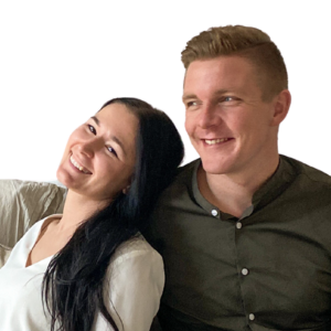 Billede af Aleksandra og Jim, der deltager i podcasten Drømmevillaen