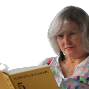 Billede af Elisabeth Hartlev, der deltager i podcasten Drømmevillaen