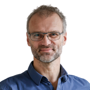 Billede af Stig Ørum Christensen, der deltager i podcasten Drømmevillaen