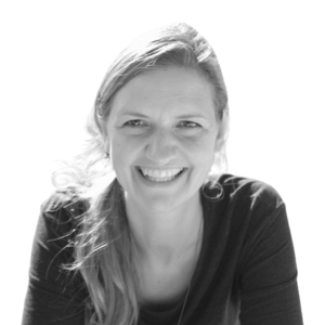 Billede af Lea Hokland, der deltager i podcasten Drømmevillaen