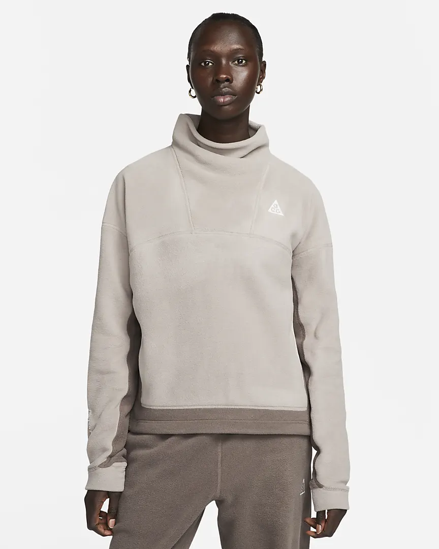 White sweatshirt
