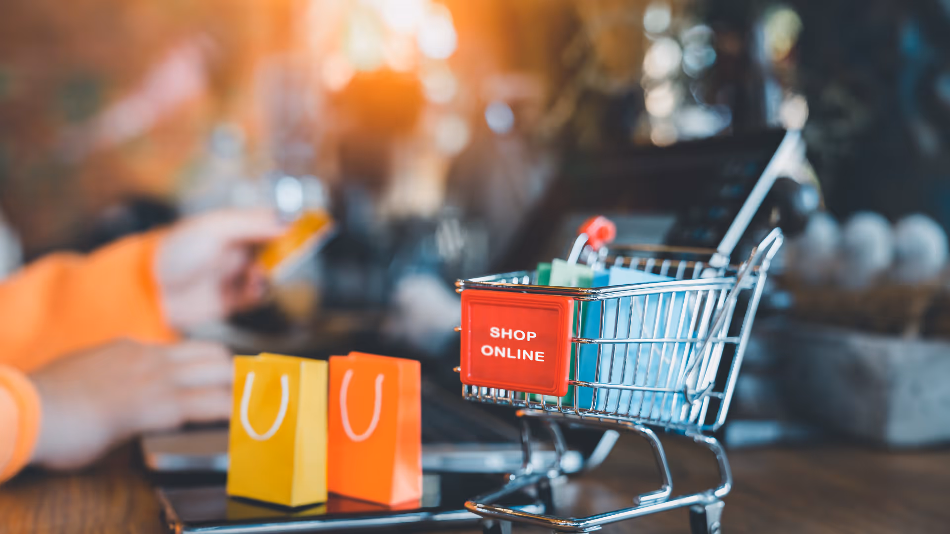 Descubra como proteger sua marca nos marketplaces evitando golpes, plágios e outras violações com as soluções em blindagem digital da Branddi!