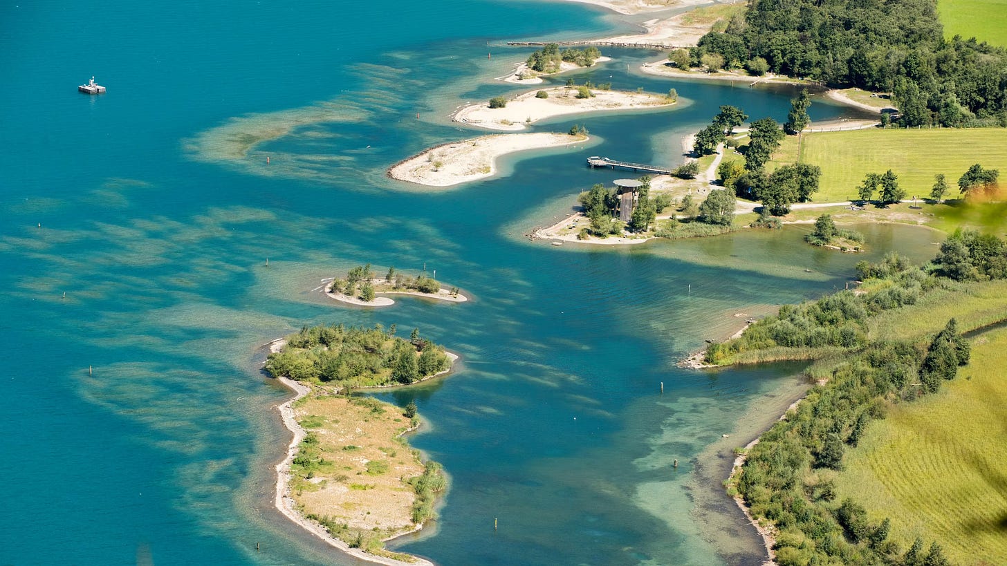 The sandy beaches of Lorelei Islands looking more South Pacific than Swiss.