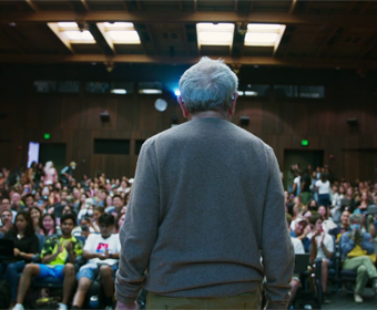 Proyección de The Last Class con Robert Reich