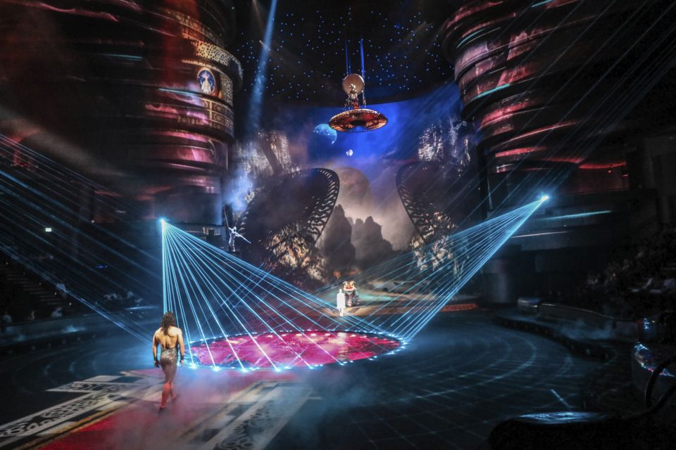 Permanent laser installation in a theatre