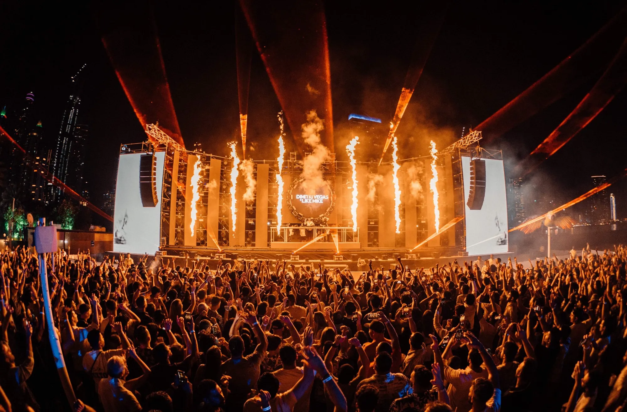 Flame jets and lasers over the festival crowd, Dimitry Vegas Mike Like Zero Gravity, Dubai, UAE